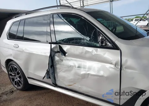 2025 BMW X7 xDrive40I from USA, damaged, VIN 5UX23EM03S9Z89867